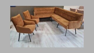 Eckbank mit 2 Stühlen